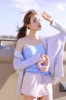 老王儿媳妇秦雨的小说